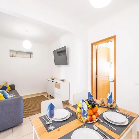Townhouse In Albufeira Near Sea Beach * 알부페이라